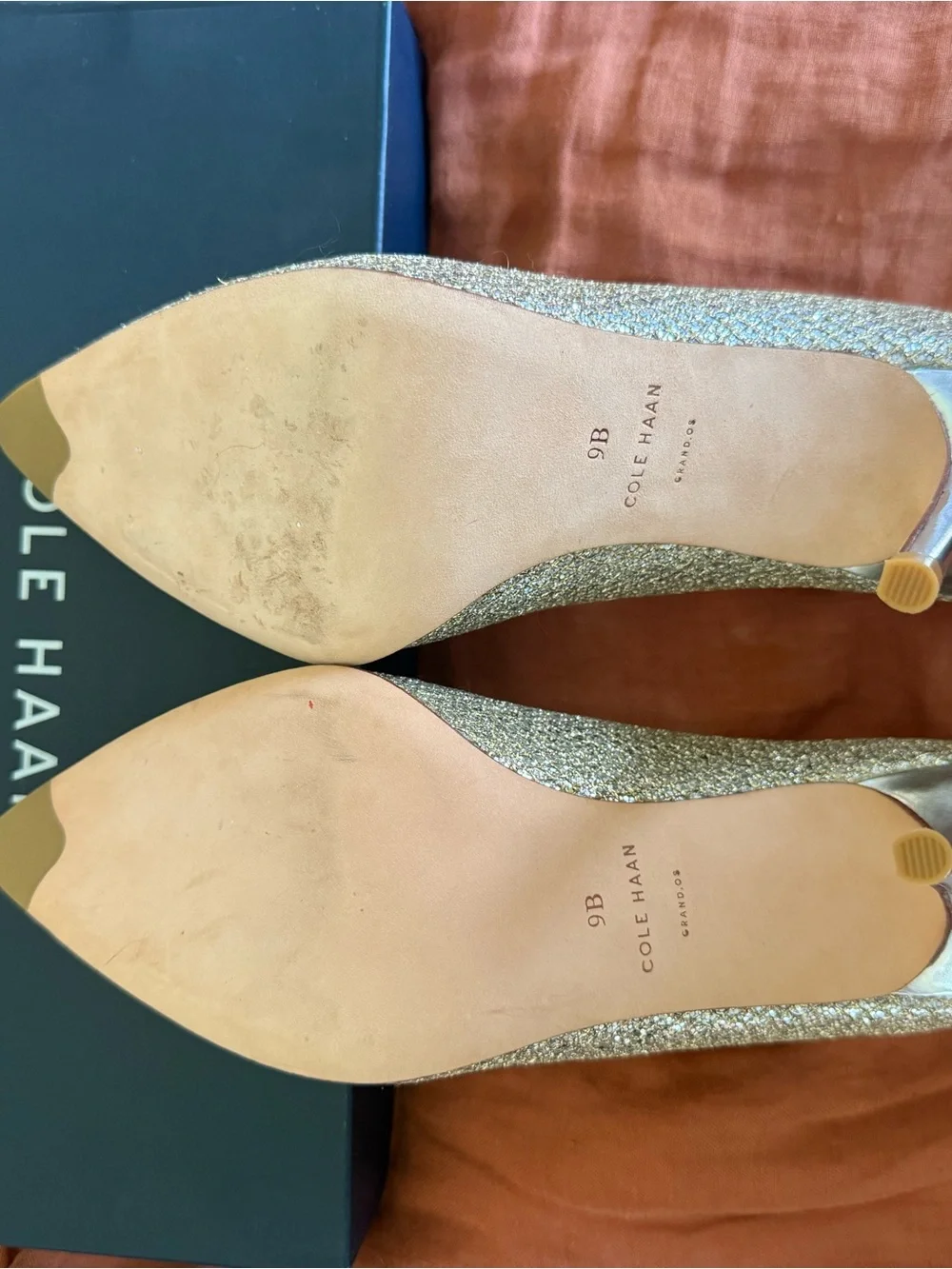 Silver Glitter Pointed Toe Pumps - Women